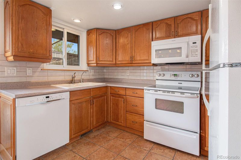 1779 Quail St, Lakewood, CO 80215