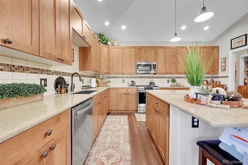 8650 Gold Peak Dr #G, Highlands Ranch, CO 80130