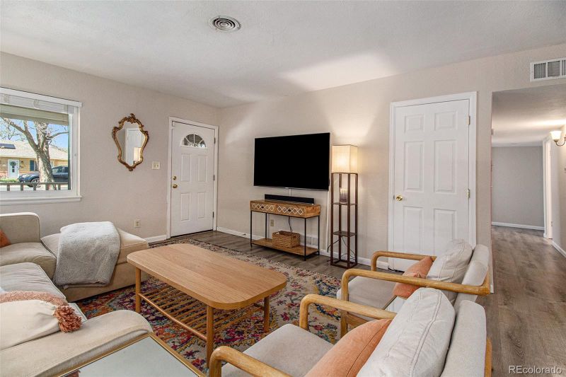1230 Racine St, Aurora, CO 80011