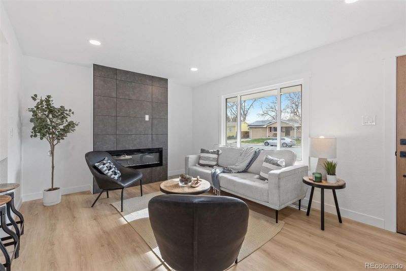 1420 S Newton St, Denver, CO 80219