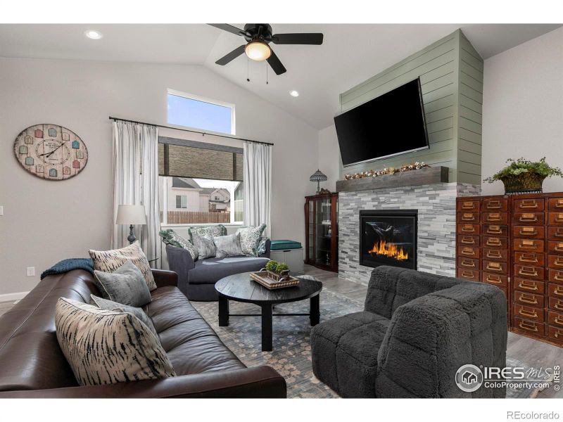 1505 S Sunfield Dr, Milliken, CO 80543