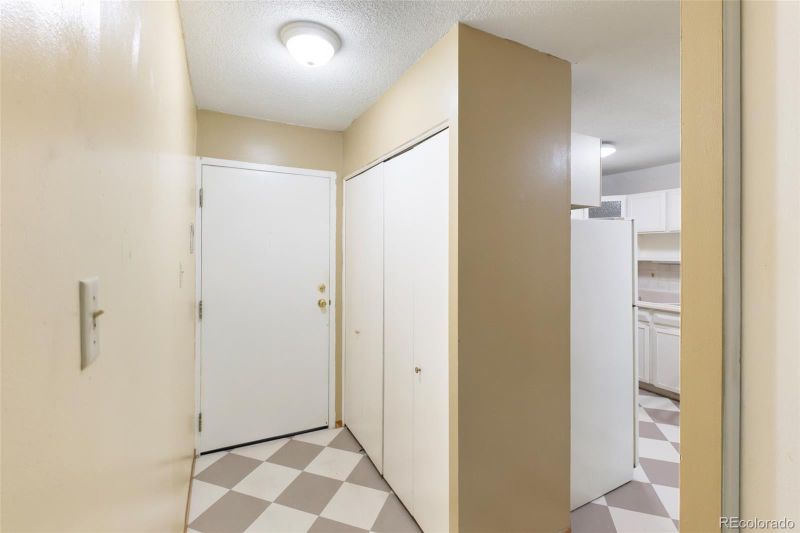 725 S Alton #4C, Denver, CO 80247