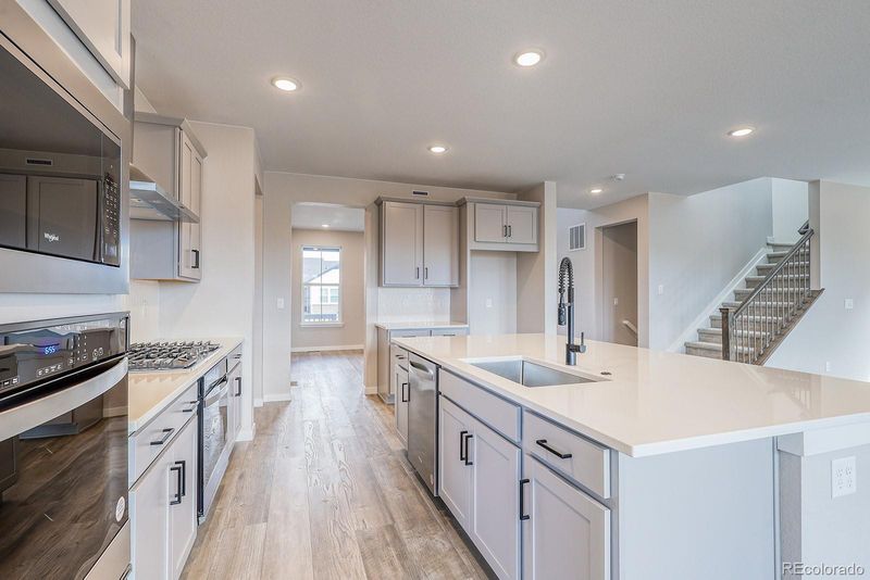 8506 Big Thompson St, Littleton, CO 80125