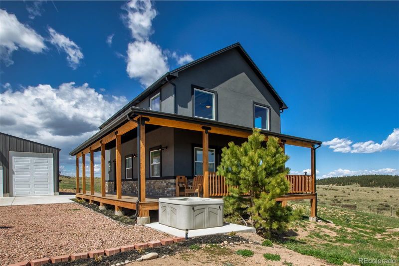 575 Golden Grain Ln, Divide, CO 80814