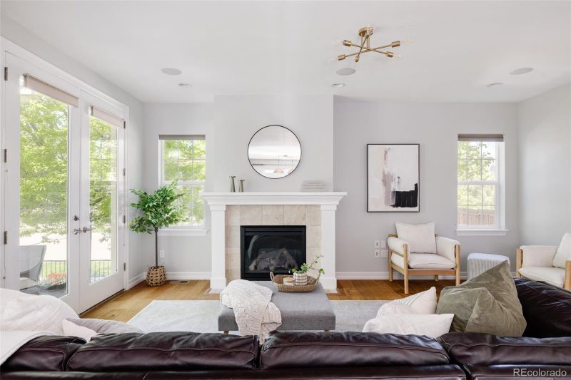 8072 E 33rd Ave, Denver, CO 80238