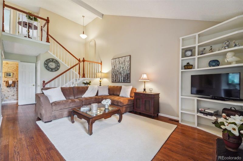 2446 S Vaughn Way #F, Aurora, CO 80014