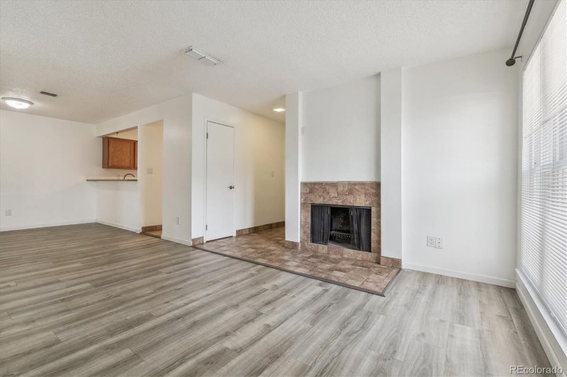 2380 E Fremont #H20, Littleton, CO 80122