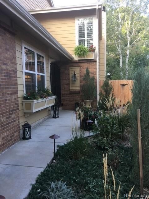 1573 S Syracuse St, Denver, CO 80231