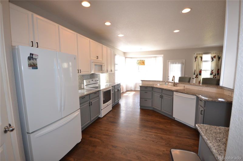 1725 Sicily Dr, Longmont, CO 80503