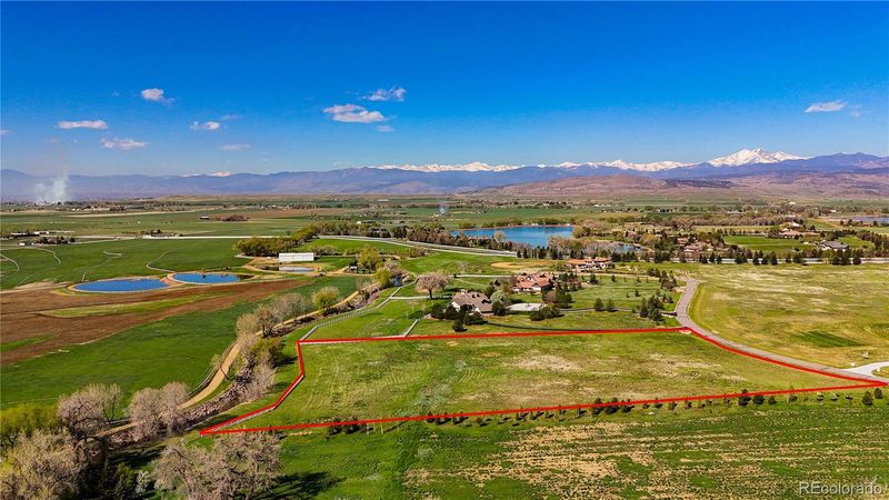 9766 Meadow Ridge Ln, Longmont, CO 80504