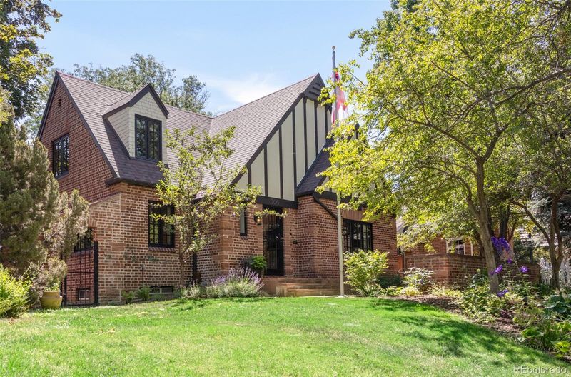 366 Clermont St, Denver, CO 80220