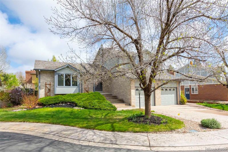 16555 E Berry Pl, Centennial, CO 80015