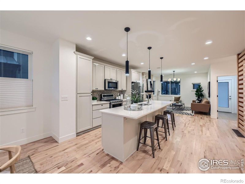 4767 10th St, Boulder, CO 80304