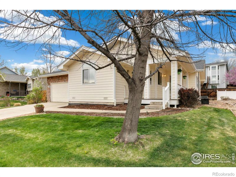 750 Megan Ct, Longmont, CO 80504