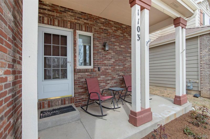 1103 S Flat Rock Cir, Aurora, CO 80018