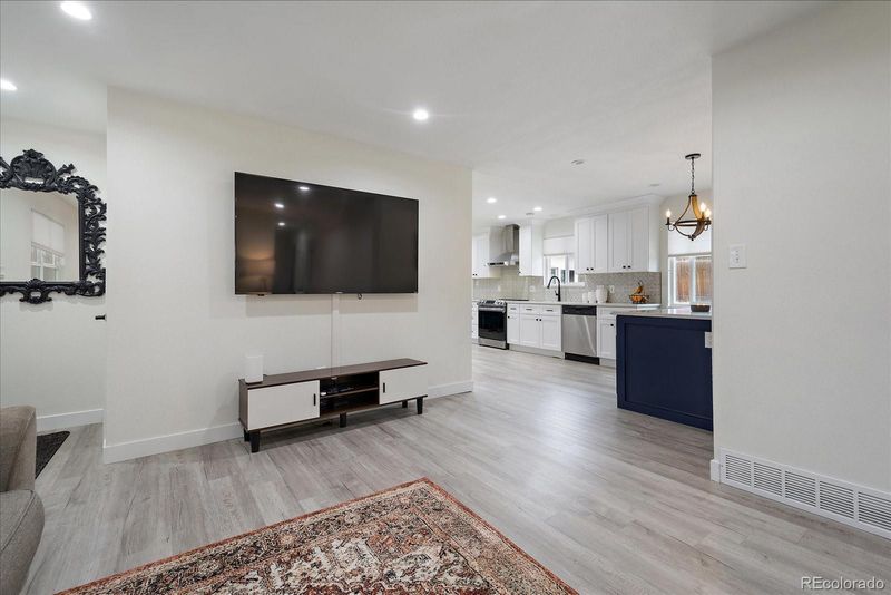 625 S Potomac Way, Aurora, CO 80012