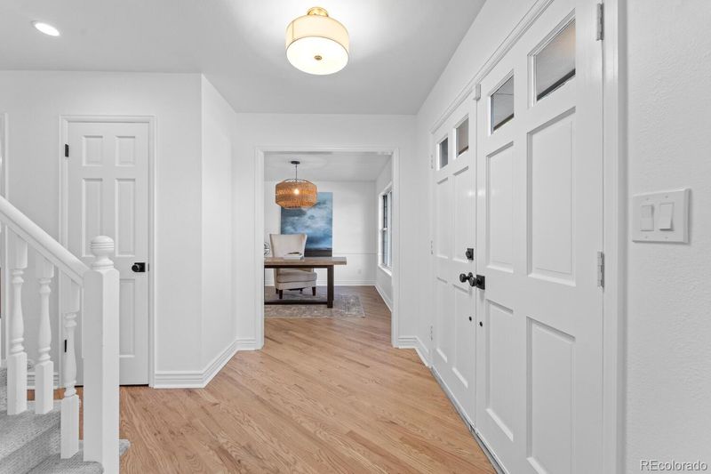 5898 E Hinsdale Pl, Centennial, CO 80112