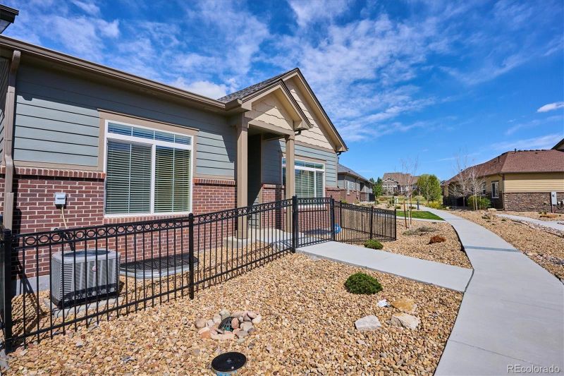 26303 E Calhoun Pl, Aurora, CO 80016