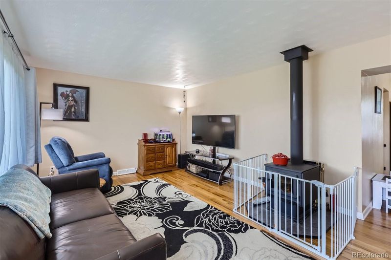 3006 W 12th Street Rd, Greeley, CO 80634