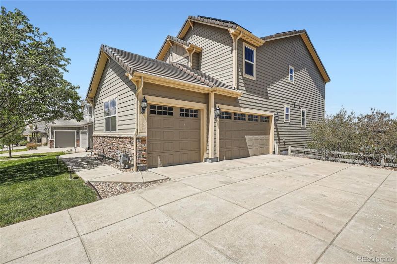 2925 Gemini Loop, Broomfield, CO 80023