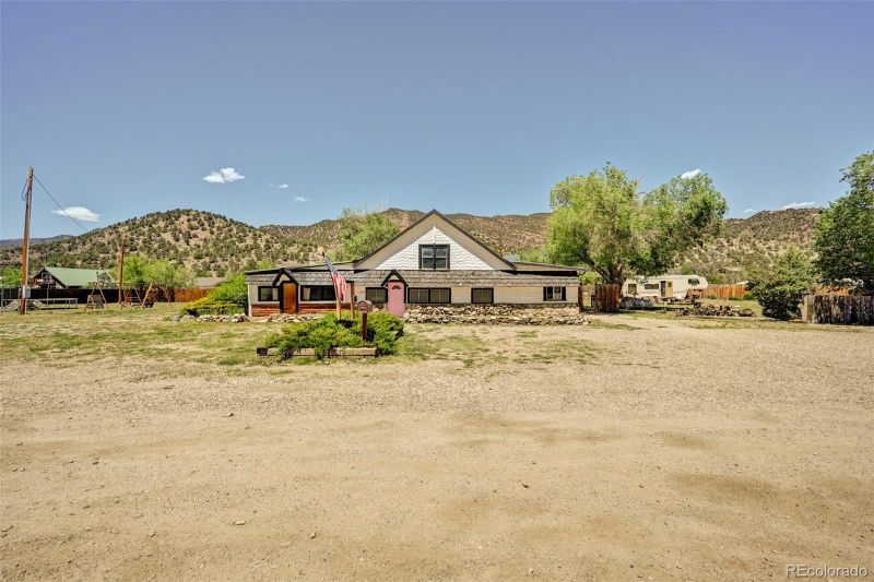 3745 E Us Highway 50, Salida, CO 81201