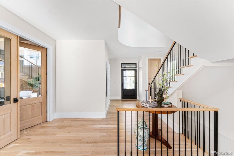 960 S Williams St, Denver, CO 80209