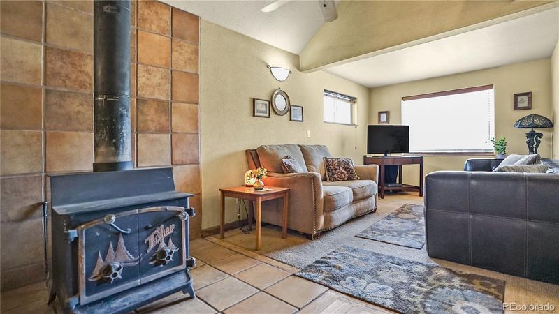 39 Cowan Rd, Bailey, CO 80421
