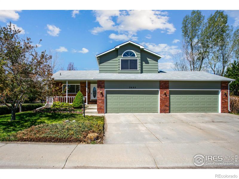 2605 E Redbud Dr, Loveland, CO 80538
