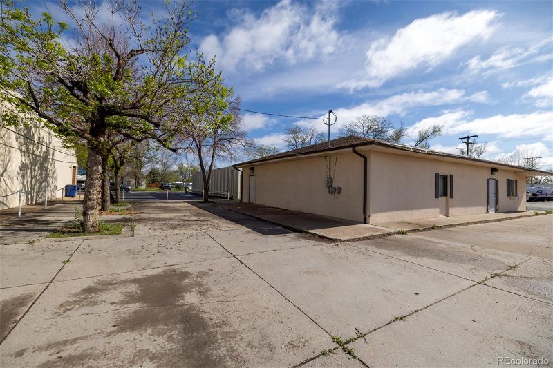 83 N 4th Ave, Brighton, CO 80601
