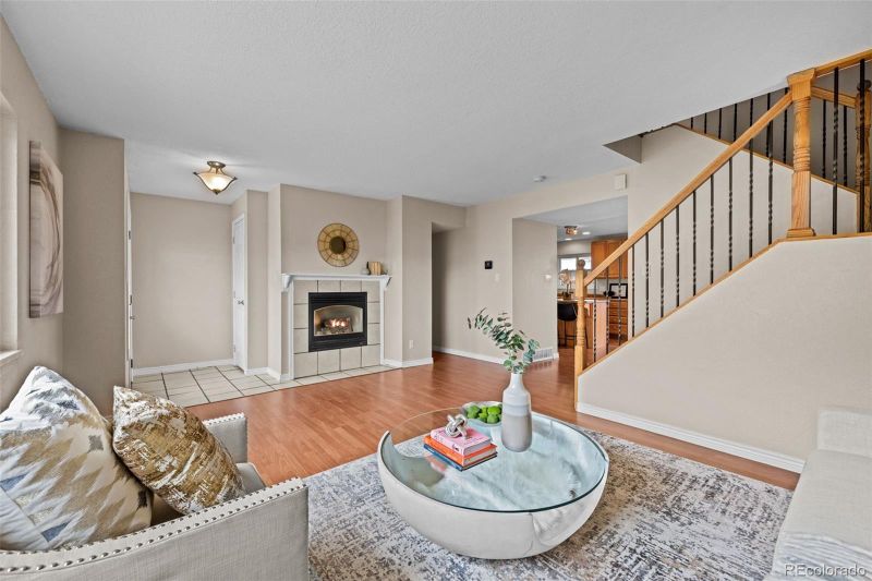9201 E Oxford Dr, Denver, CO 80237