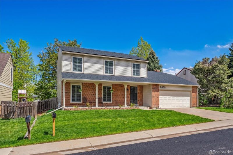 7836 S Logan St, Littleton, CO 80122
