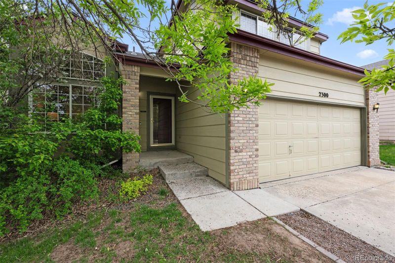2300 Gold Dust Trl, Highlands Ranch, CO 80129