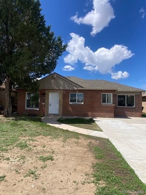 2515 Quebec St, Denver, CO 80207