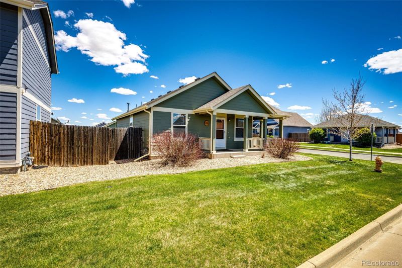 2706 Renshaw St, Strasburg, CO 80136