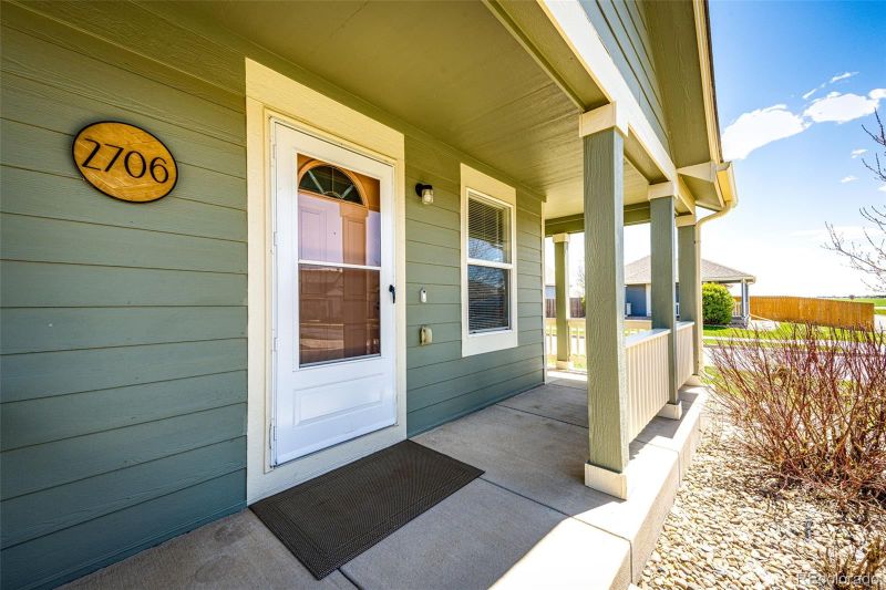 2706 Renshaw St, Strasburg, CO 80136
