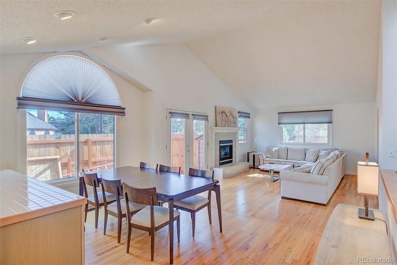 7900 E Dartmouth Ave #40, Denver, CO 80231