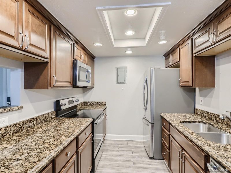 18023 E Ohio Ave #101, Aurora, CO 80017