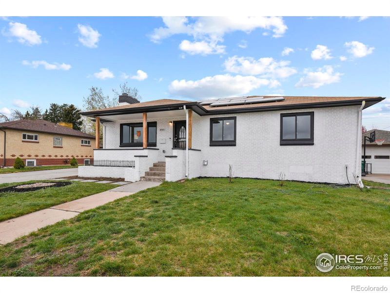 4945 S Delaware St S, Englewood, CO 80110