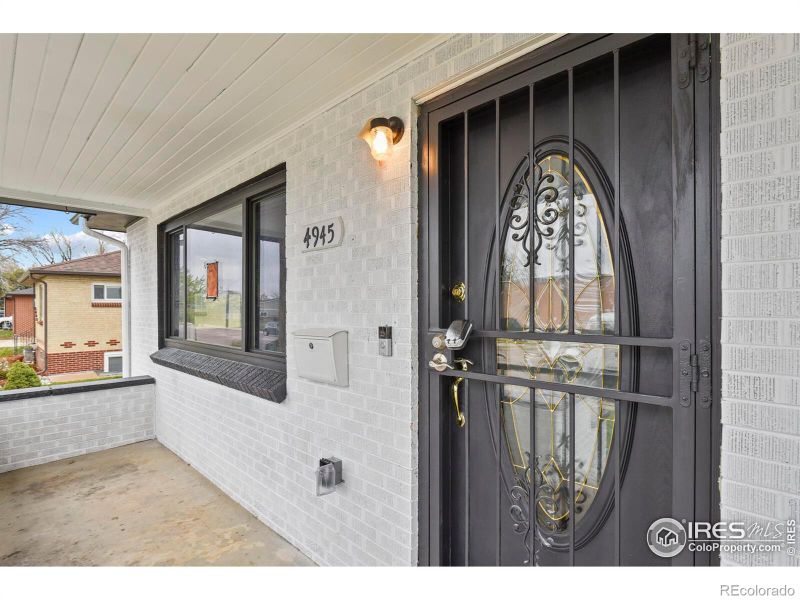 4945 S Delaware St S, Englewood, CO 80110