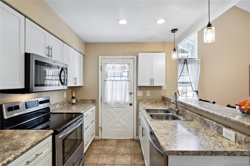 8200 W 90th Pl #2104, Broomfield, CO 80021