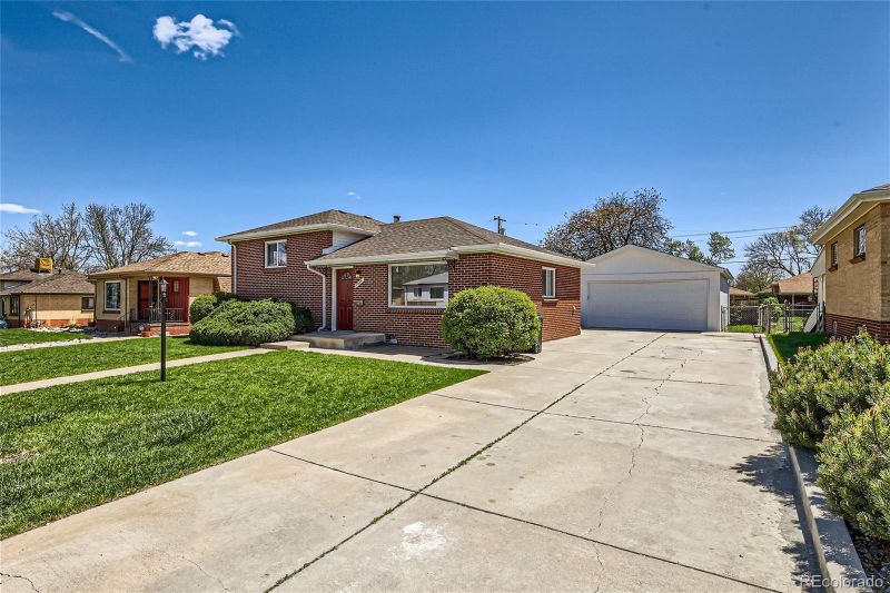 2584 S Vrain St, Denver, CO 80219