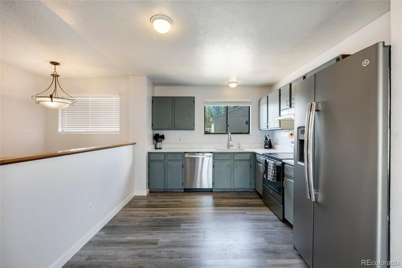 9660 Orangewood Dr, Thornton, CO 80260