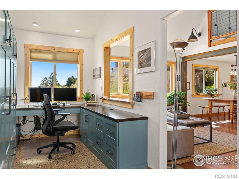 5909 Blue Spruce Dr, Bellvue, CO 80512