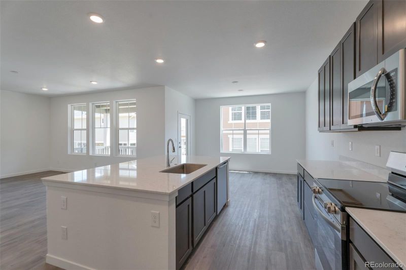 9012 Egret Ln, Parker, CO 80134