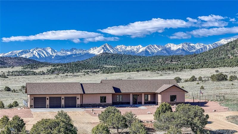 575 Round Up Rd, Westcliffe, CO 81252