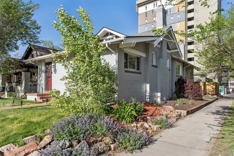 1002 Harrison St, Denver, CO 80206