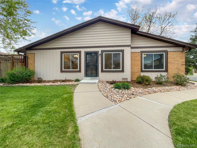 3561 S Kittredge St #D, Aurora, CO 80013