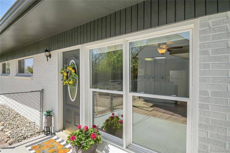 9302 Highland Pl, Arvada, CO 80002