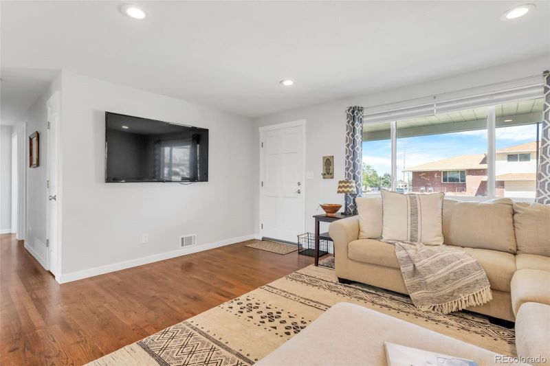 5481 Raritan Way, Denver, CO 80221