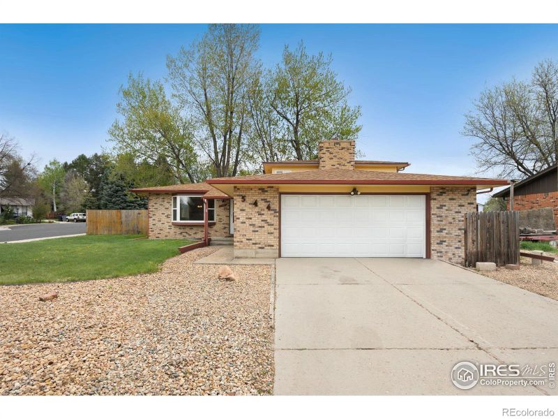544 Elliott St, Longmont, CO 80504